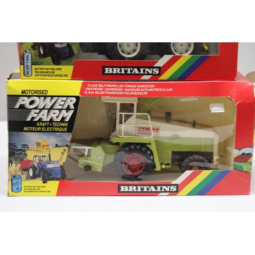 451 - TWO VINTAGE BRITAINS 1:32 SCALE MODELS TO INCLUDE A MOTORISED POWER FARM CLAAS SELF-PROPELLED FORAGE... 