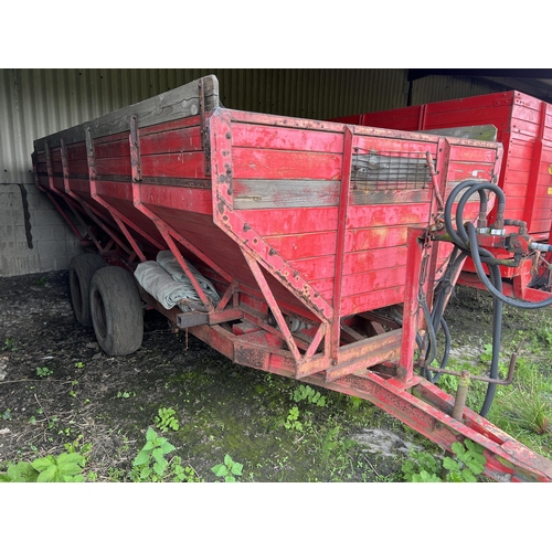 116 - TYRER TWIN AXLE 6 TONNE FEED TRAILER  + VAT