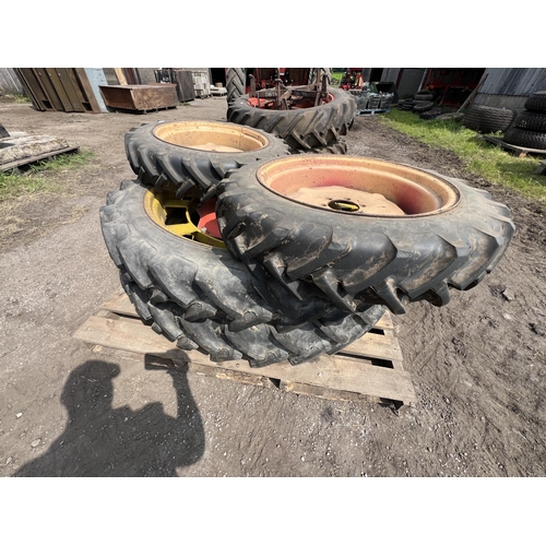 175 - 4  ROW CROP WHEELS AND TYRES REAR 9.5 R 48, FRONT 8.3/8-24  + VAT