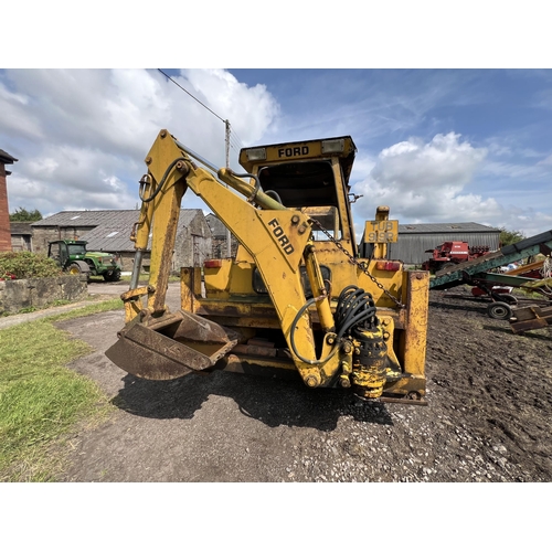 180 - FORD 420 EXCAVATOR WITH FORE END LOADER TUB919R 2532 HOURS WITH 2 FT DIGGING BUCKET AND 4 FT DITCHIN... 