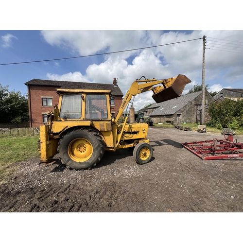 180 - FORD 420 EXCAVATOR WITH FORE END LOADER TUB919R 2532 HOURS WITH 2 FT DIGGING BUCKET AND 4 FT DITCHIN... 