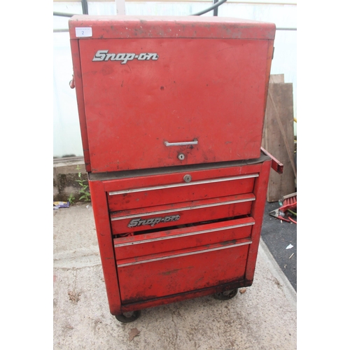 2 - SNAP ON ROLL CAB AND TOP BOX WITH TOOLS (NOT SNAP ON TOOLS)  NO VAT