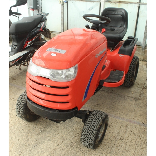 121 - SIMPLICITY TRACTOR ORANGE 16HP 699 HRS  NO VAT