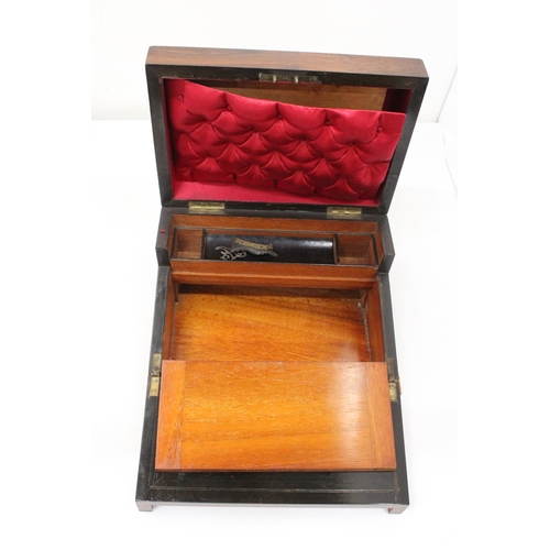 106 - A WOODEN WRITING BOX / WRITING SLOPE WITH RED LINING