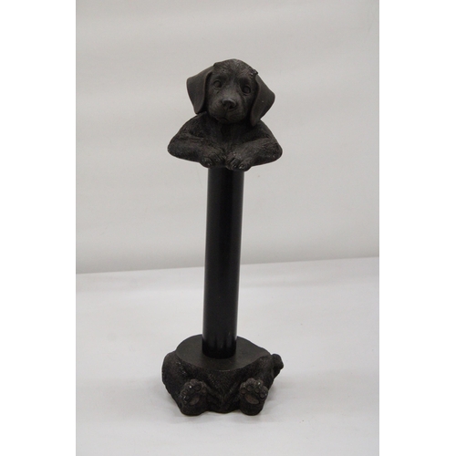 126 - A HEAVY LABRADOR PUPPY KITCHEN ROLL HOLDER - APPROXIMATELY 38CM