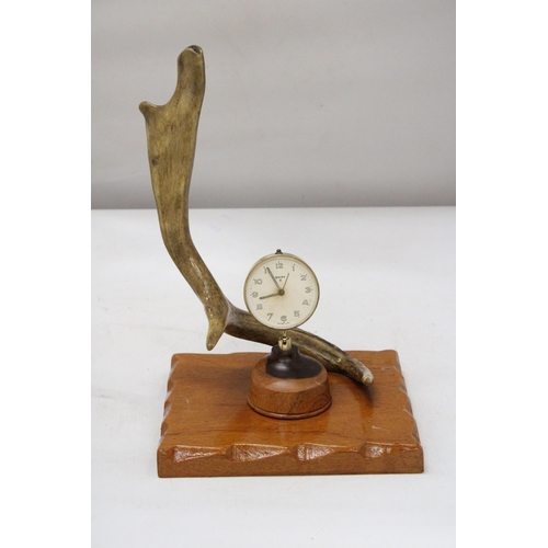 17 - A HORN AND WOOD MANTLE CLOCK