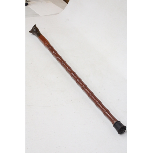 22 - A WALKING STICK WITH A FOX FINIAL