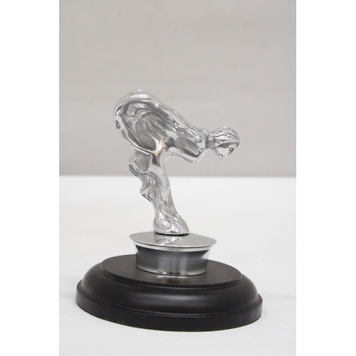 154 - A CHROME MODEL OF 'FLYING LADY' ON A STAND, HEIGHT 14CM