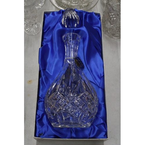 160 - A COLLECTION OF CRYSTAL GLASSWARE TO INCLUDE AN EDINBURGH CRYSTAL DECANTER WITH A HALLMARKED SILVER ... 