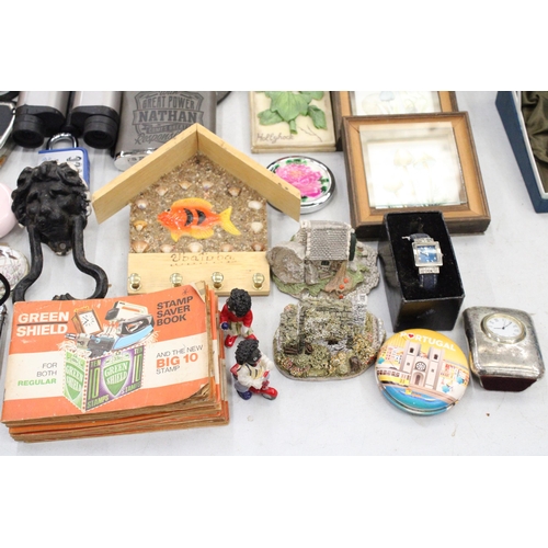 191 - A LARGE MIXED LOT TO INCLUDE PRINTS, ANIMAL WALL PLAQUES, BINOCULARS, A HIP FLASK, WATCHES, ETC