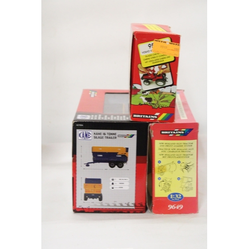 463 - THREE BRITAINS 1:32 SCALE MODELS TO INCLUDE A VINTAGE NEW HOLLAND 6635 TRACTOR AND FRONT LOADER SYST... 