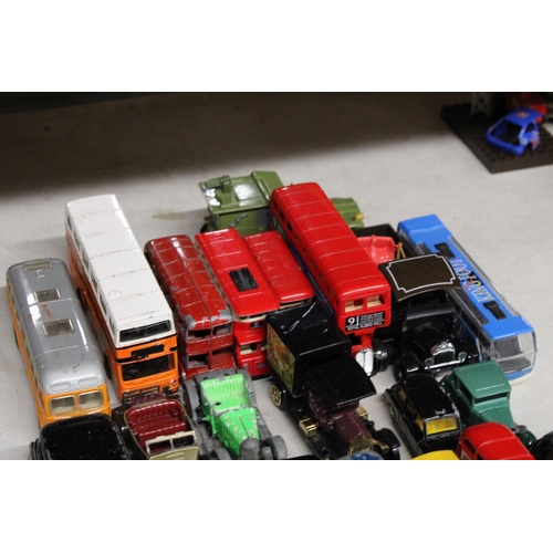 259 - A COLLECTION OF DIE-CAST MODEL VEHICLES TO INCLUDE BUSES, TAXIS, VINTAGE STYLE VANS AND CARS - IN PL... 