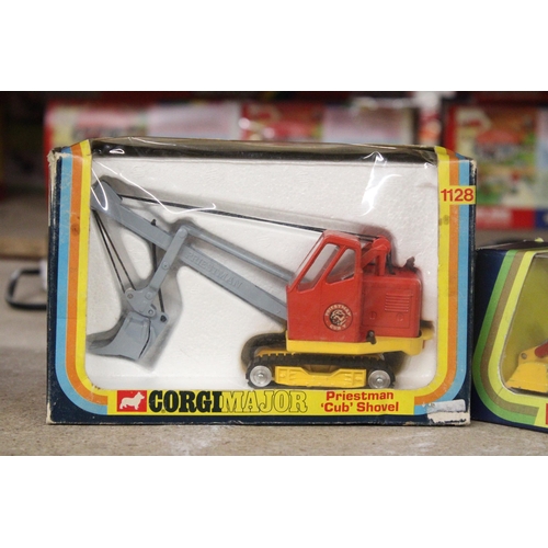 274 - TWO CORGI TOYS TO INCLUDE NO.54, A MASSEY FERGUSON 50B TRACTOR WITH SHOVEL AND A NO.1128, PRIESTMAN ... 