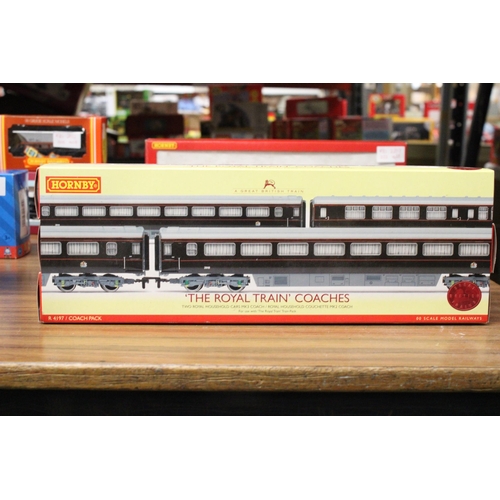 287 - A HORNBY OO GAUGE COACH PACK, 'THE ROYAL TRAIN' COACHES - AS NEW IN BOXES