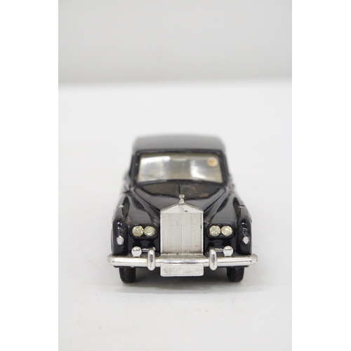 388 - A DINKY TOYS ROLLS ROYCE 'PHANTOM' - GOOD USED CONDITION