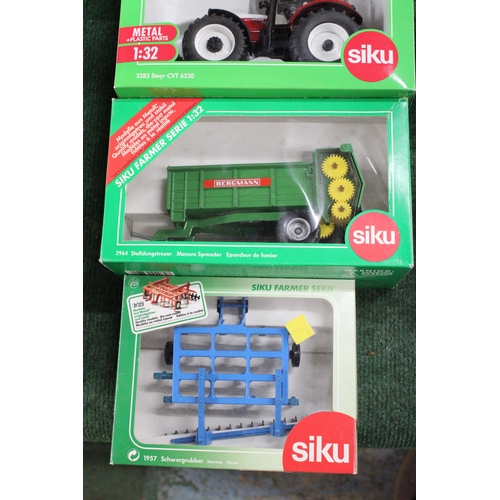 206 - FOUR SIKU 1:32 SCALE FARM MODELS TO INCLUDE A STEYR CVT 6230 TRACTOR, A BERGMANN MANURE SPREADER, A ... 