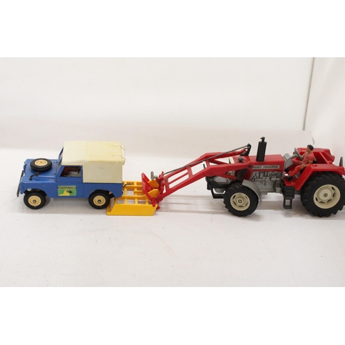 500 - SIX BRITAINS MODELS TO INCLUDE A MASSEY FERGUSON 2680 TRACTOR, A MASSEY FERGUSON SEED DRILL, A TRAIL... 