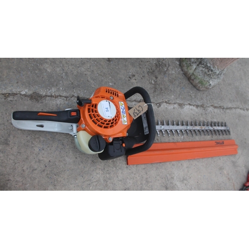 54 - 2022 STIHL HS 45  HEDGECUTTER GWO NO VAT