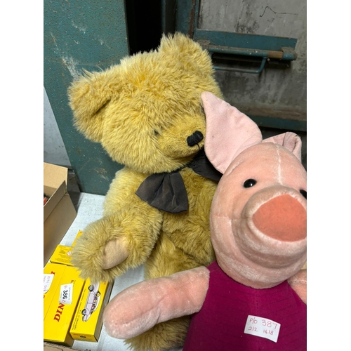 387 - THREE LARGE SOFT TOYS TO INCLUDE A DISNEY STORES EEYORE AND PIGLET PLUS A TEDDY BEAR