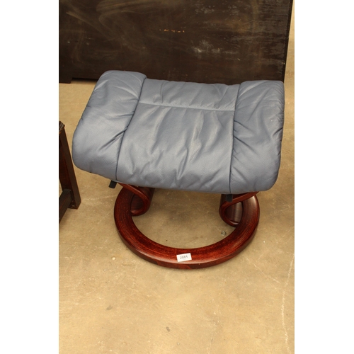 2881 - A STRESSLESS EKORNES STOOL