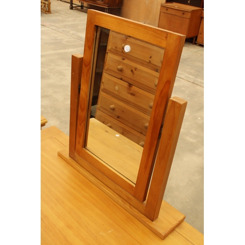 2891 - A PINE SINGLE PEDESTAL DRESSING CHEST WITH SINGLE MIRROR AND THREE DRAWERS 42