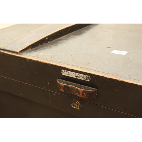 2907 - AN EARLY 20TH CENTURY CARPENTERS TOOL BOX WITH FOUR INTERNAL DETACHABLE TRAYS, 36