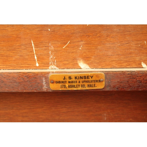 2924 - EARLY 20TH CENTURY WALNUT DRESSING TABLE ON CABRIOLE LEGS, 48