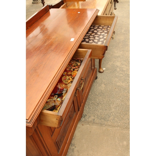 2925 - LATE VICTORIAN MAHOGANY SIDEBOARD, 52