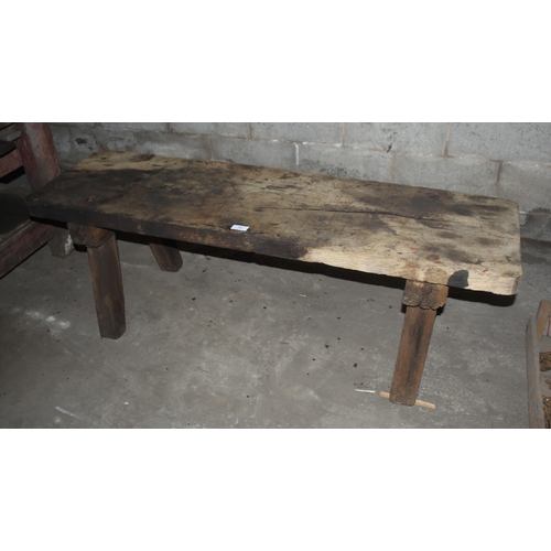 15 - PIG BENCH  + VAT