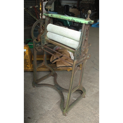 24 - EWBANK MANGLE NO VAT