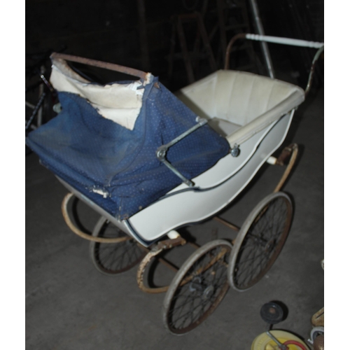 41 - MARMET PRAM  + VAT