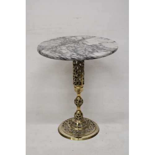 46 - A MARBLE TOP WITH BRASS STAND SIDE TABLE