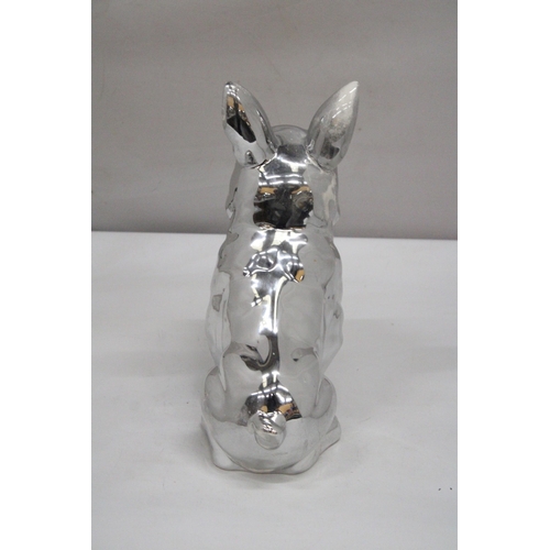 162 - A LARGE CHROME BULLDOG, HEIGHT 29CM