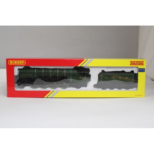 329 - A HORNBY OO GAUGE CLASS P2 'COCK O' THE NORTH' LOCOMOTIVE , R3171 - BOXED