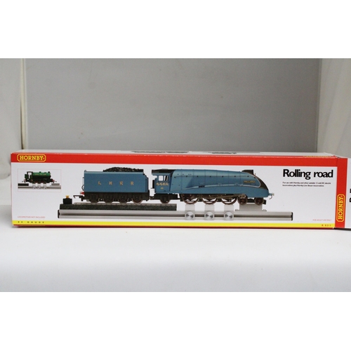 330 - A HORNBY OO GAUGE, 60163 'TORNADO' LOCOMOTIVE PLUS A ROLLING ROAD SET