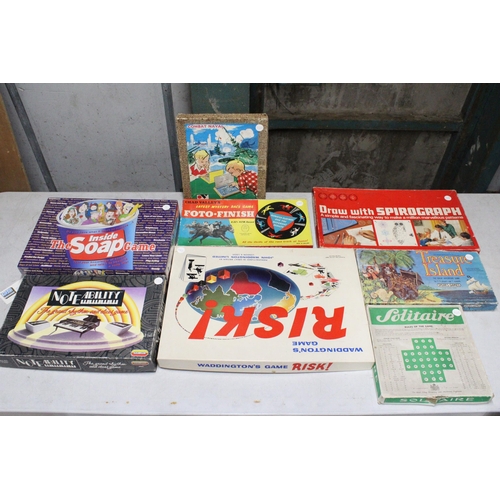 370 - EIGHT COMPLETE VINTAGE BOARD GAMES TO INCLUDE RISK, SPIROGRAPH, ETC