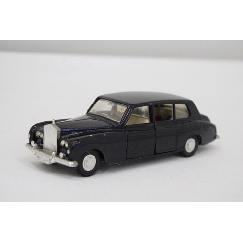 388 - A DINKY TOYS ROLLS ROYCE 'PHANTOM' - GOOD USED CONDITION