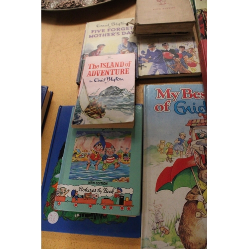 585 - EIGHTEEN ENID BLYTON BOOKS