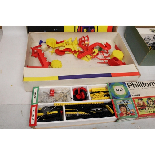 596 - A VINTAGE MOUSETRAP GAME AND PHILIFORM BUILDING KIT