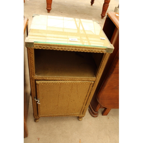 2637 - A LLOYD LOOM STYLE BEDSIDE LOCKER WITH GLASS TOP