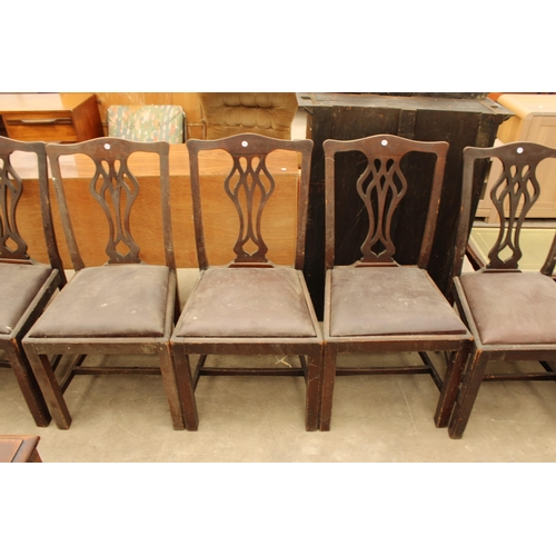 2704 - A SET OF NINE CHIPPENDALE STYLE MAHOGANY DINING CHAIRS WITH PIERCED SPLAT BACKS