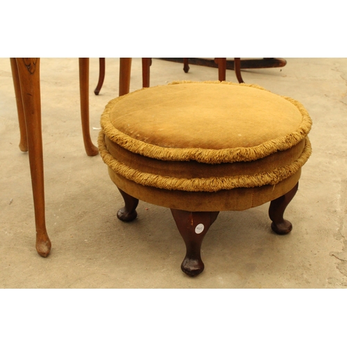 2777 - A NEST OF TWO TABLES AND A CABRIOLE LEG SMALL STOOL