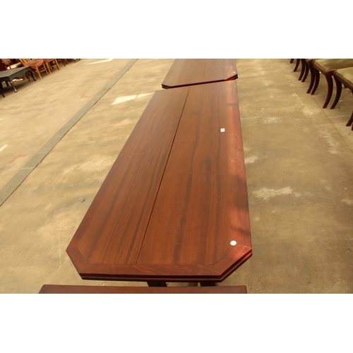 2794 - A MODERN PUB / RESTAURANT BOOTH TABLE, 72