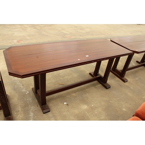 2795 - A MODERN PUB / RESTAURANT BOOTH TABLE, 72