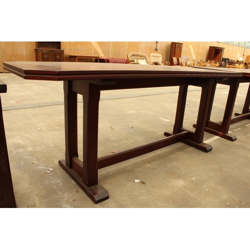 2795 - A MODERN PUB / RESTAURANT BOOTH TABLE, 72