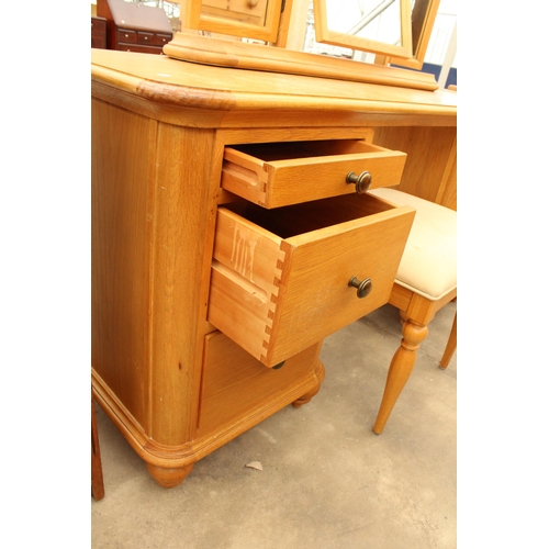 2892 - AN OAK TWIN PEDESTAL DRESSING CHEST OF SIX DRAWERS WITH TRIPLE MIRROR AND STOOL 58