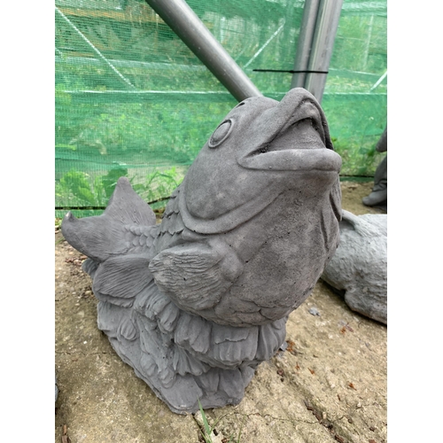 38 - ONE CARP CONCRETE GARDEN ORNAMENT APPROX 38CM IN HEIGHT PLUS VAT