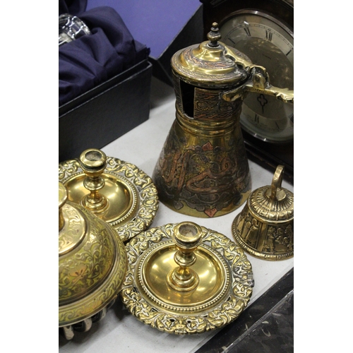 151 - A MAHOGANY CASED BATTERY OPERATED MANTLE CLOCK, A LARGE HEAVY TEMPLE BELL, PAIR OF BRASS CANDLESTICK... 