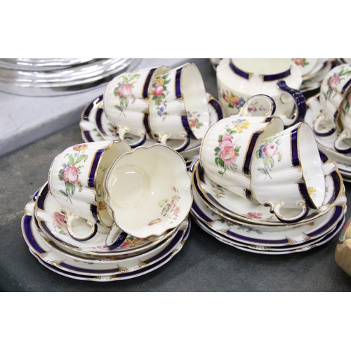 181 - A GEORGE JONES CRESCENT WARE TEA SET TO INCLUDE A CREAM JUG, SUGAR BOWL, CUPS, SAUCERS AND SIDE PLAT... 