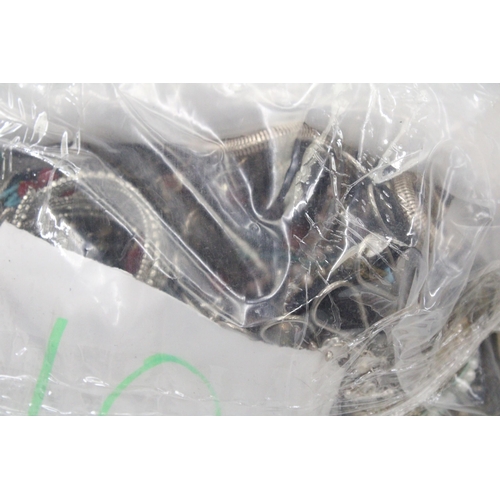 226 - A 10 KG BAG OF VINTAGE COSTUME JEWELLERY